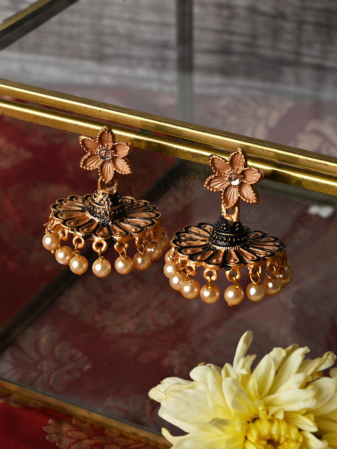 

TEEJH Contemporary Jhumkas Earrings, Gold