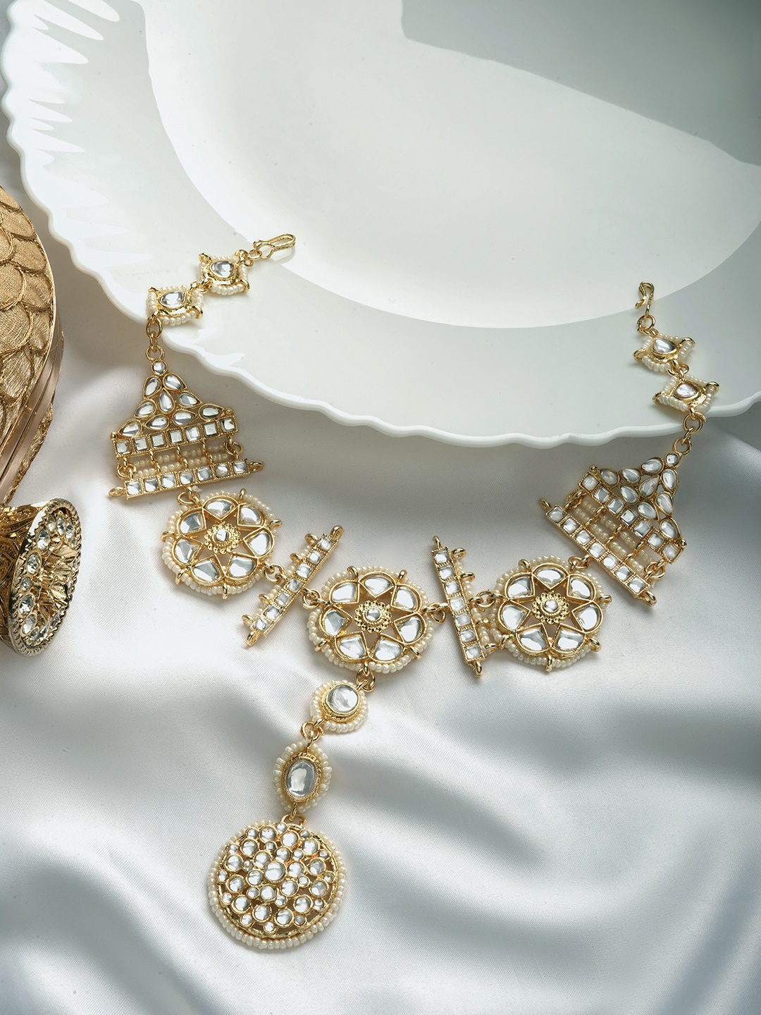 

TEEJH Kundan-Studded & Pearl Beaded Matha Patti, Gold
