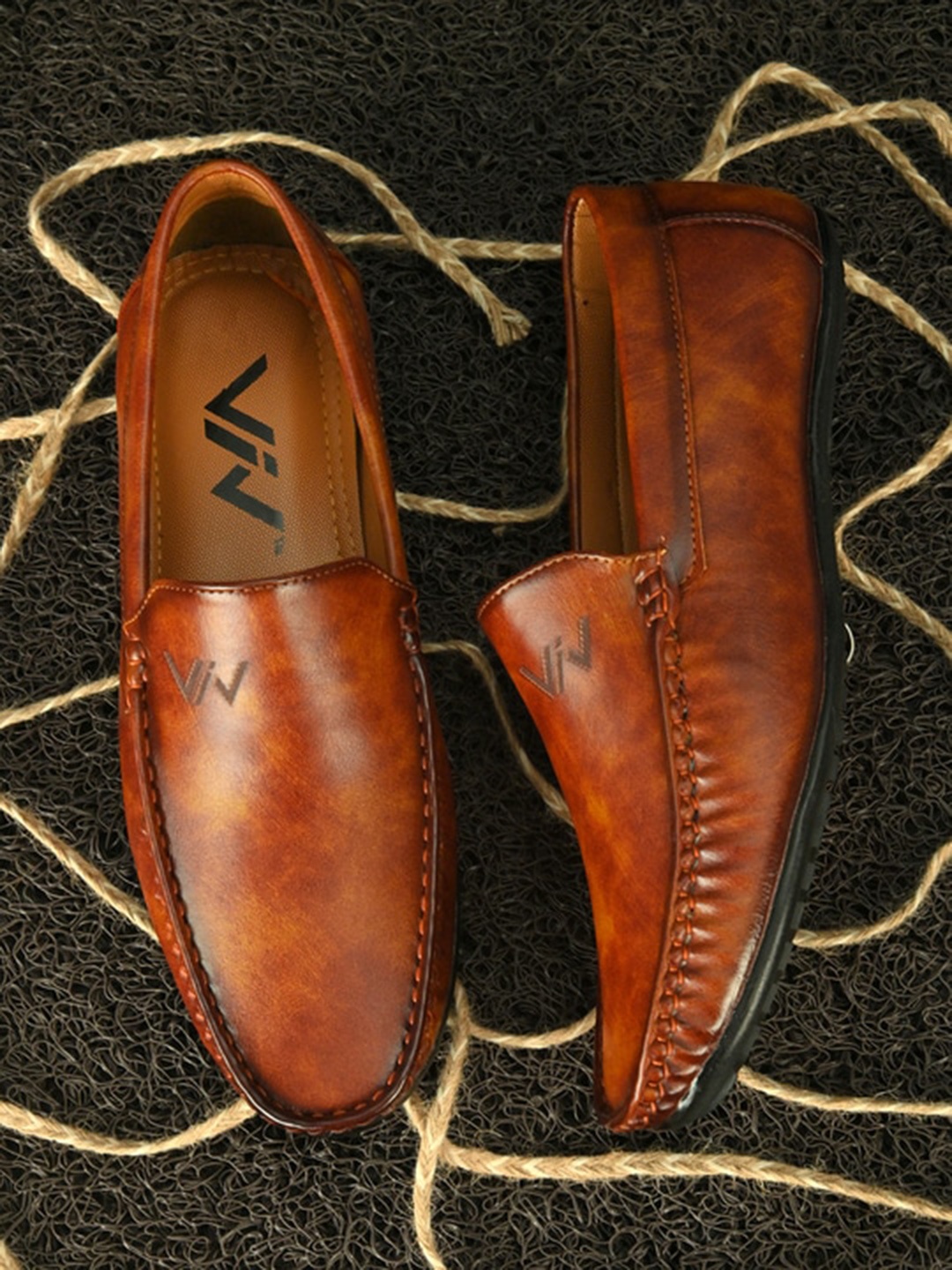 

VIV Men Square Toe Padded Basics Loafers, Tan
