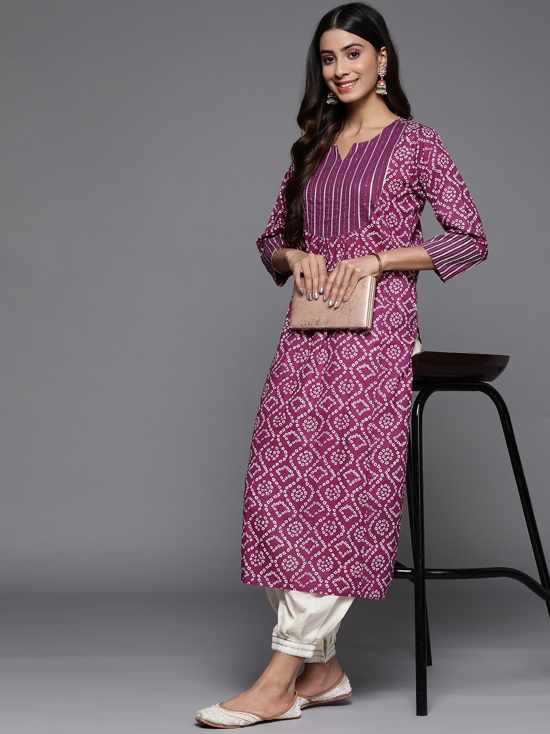 

Varanga Women Bandhani Printed Kurta, Purple