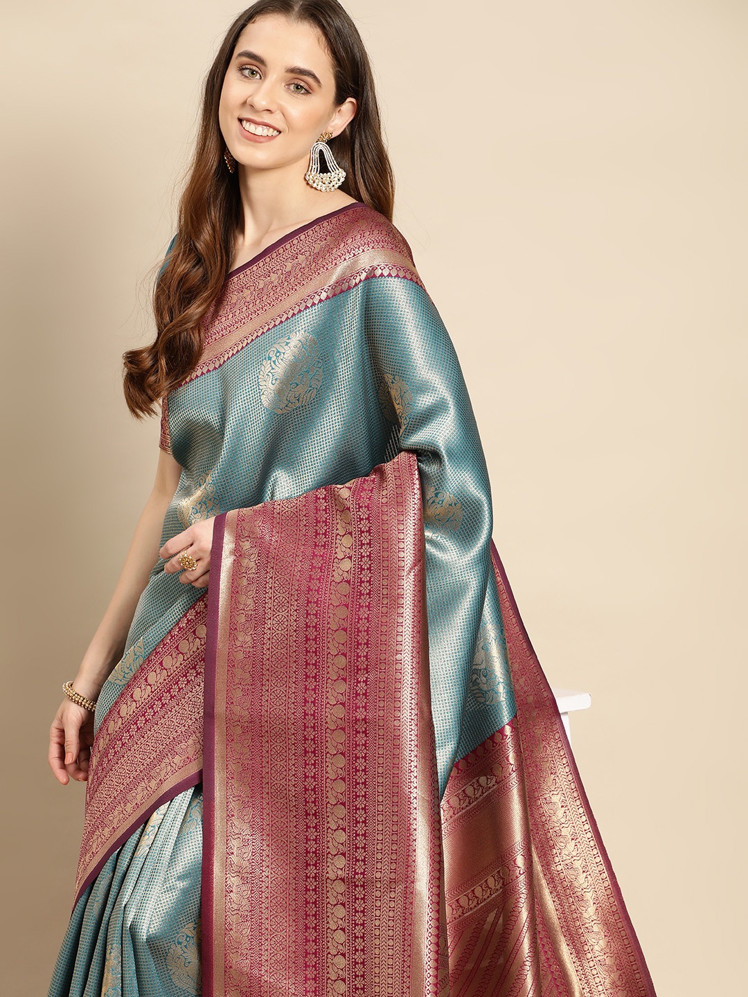 

SHANGRILA Woven Design Ethnic Motifs Zari Pure Silk Gadwal Saree, Blue