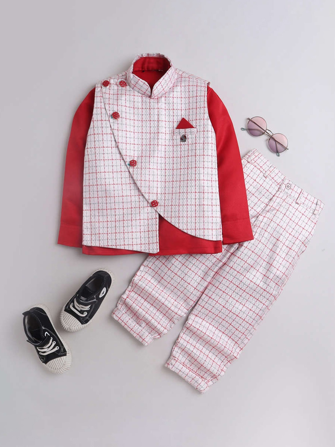 

DKGF FASHION Boys 3-Piece Mandarin Collar Regular Fit Suit, Red