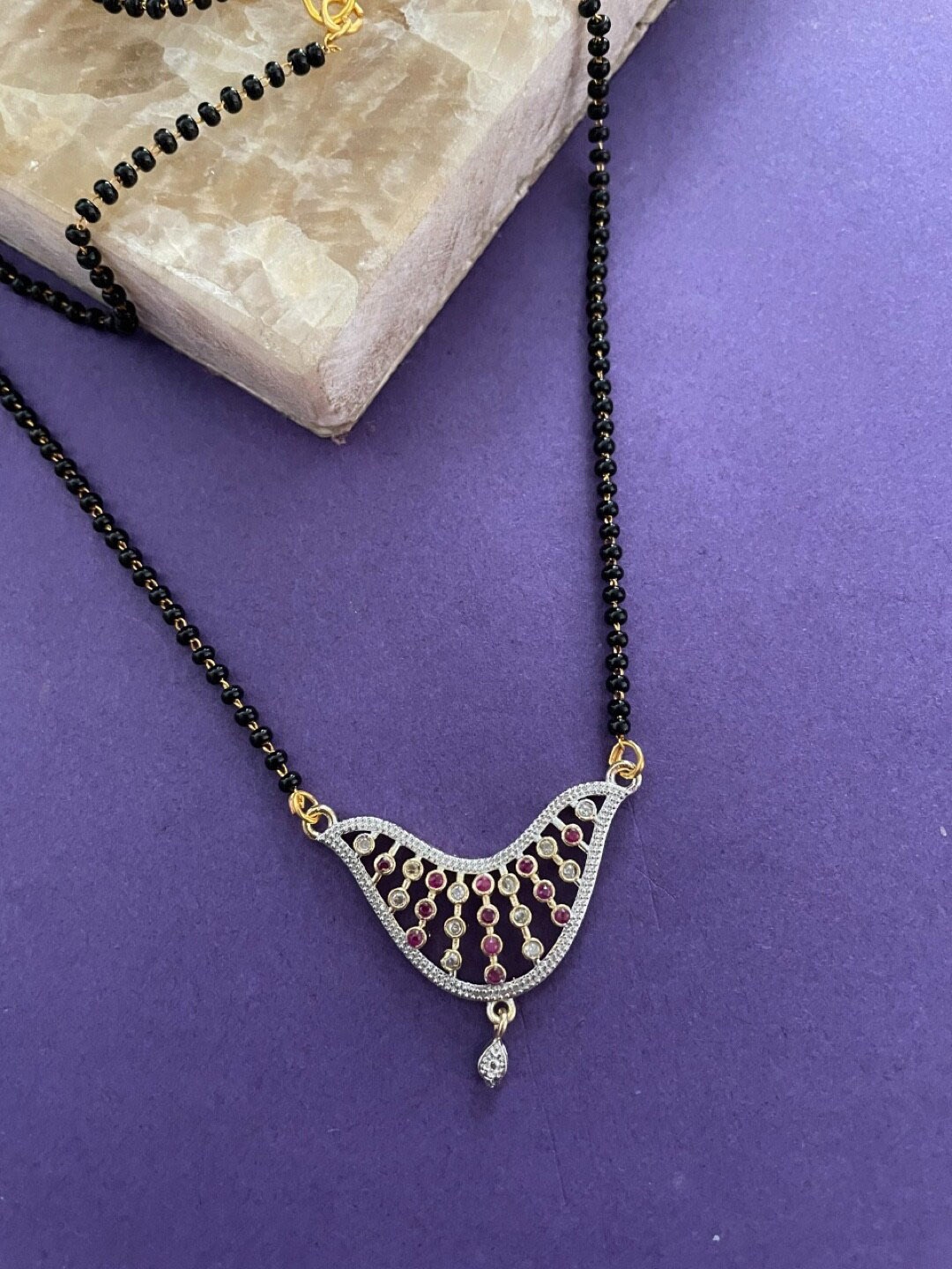 

Digital Dress Room Gold-Plated American Daimond-Studded & Beaded Mangalsutra