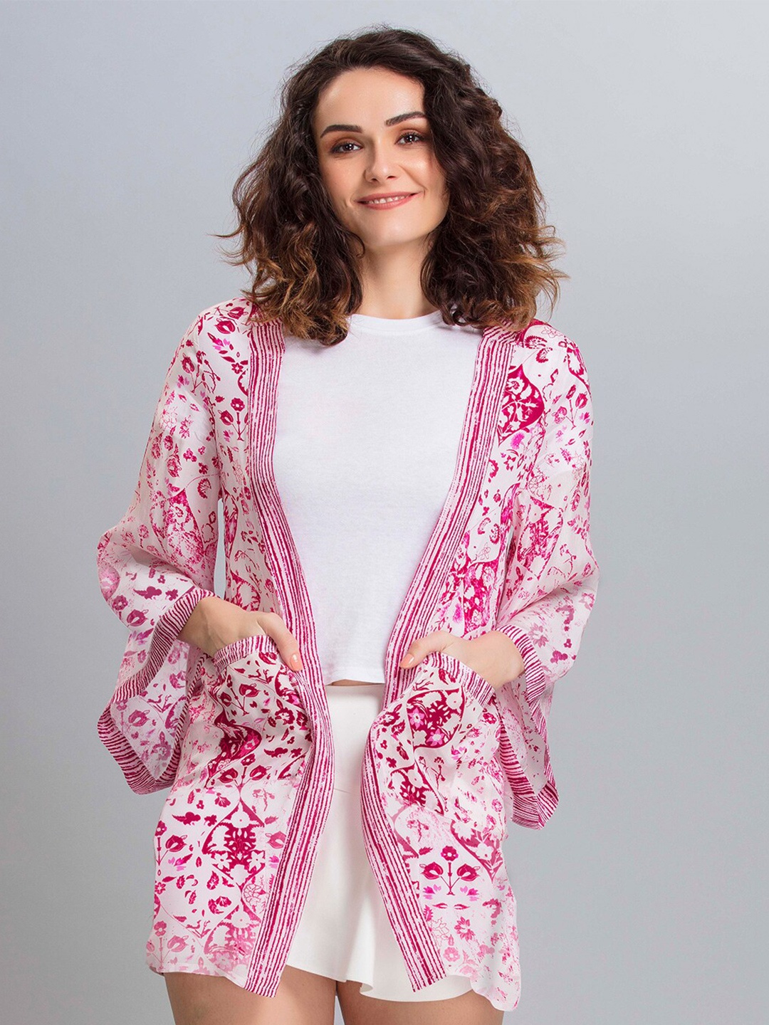 

SHAYE Women Printed Longline Shrug, White