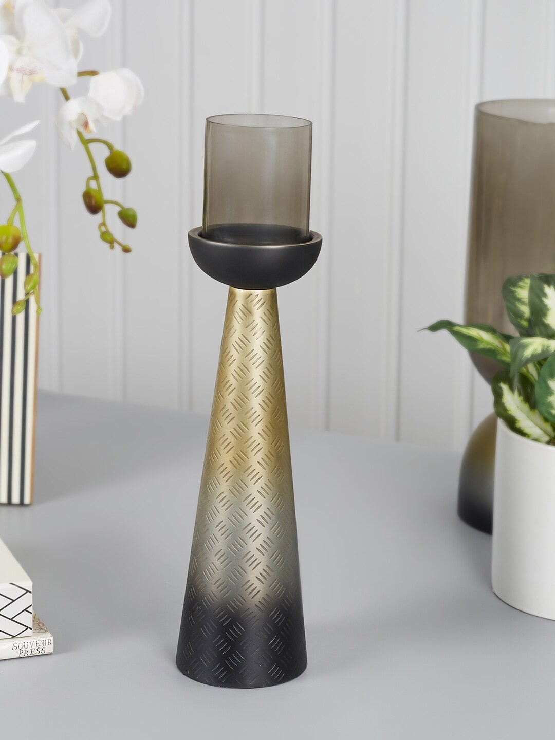 

HomeTown Gold Coloured & Black Printed Ombre Conical Candle Holder