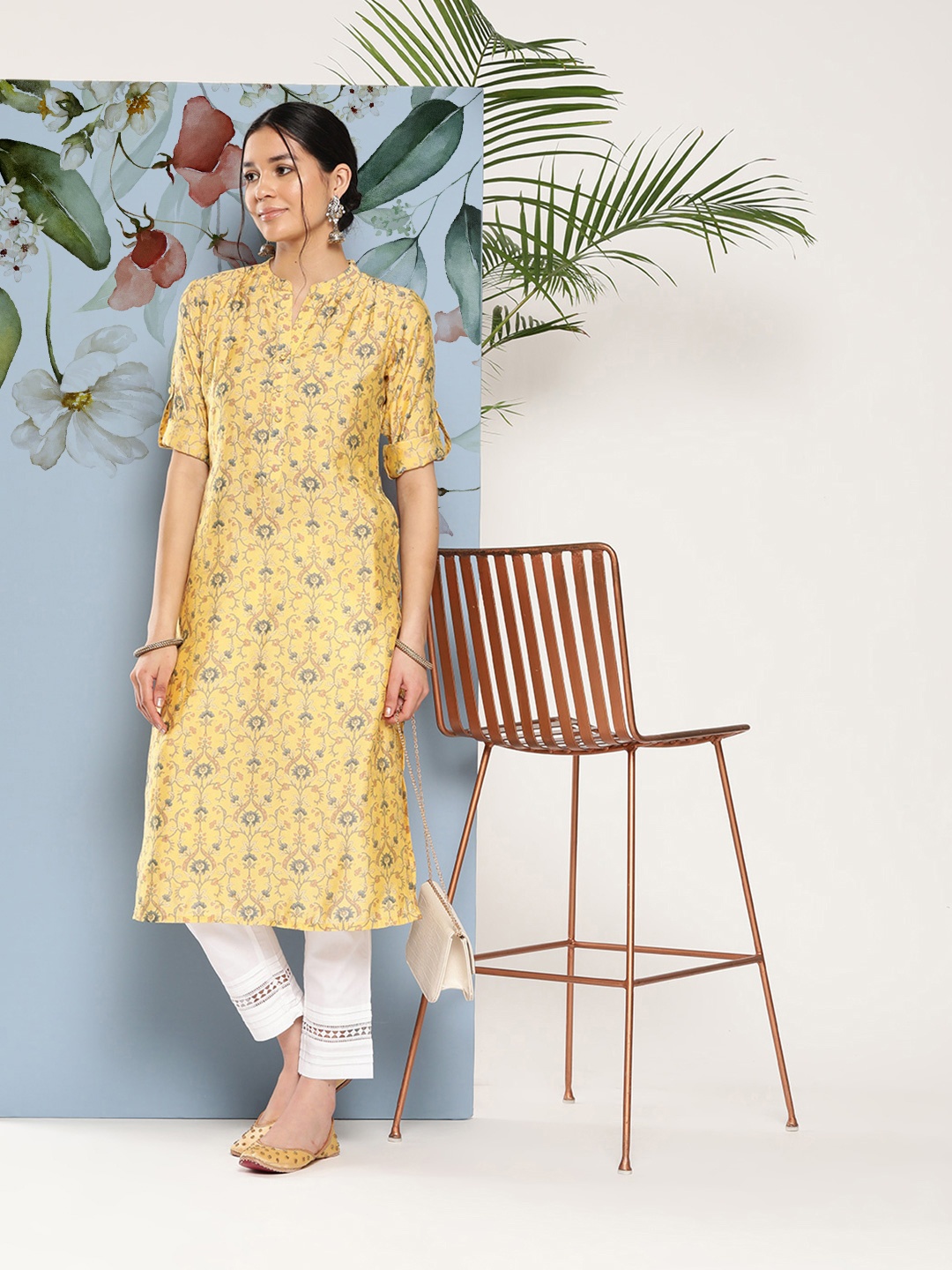 

Libas Women Floral Motifs Printed Kurta, Yellow