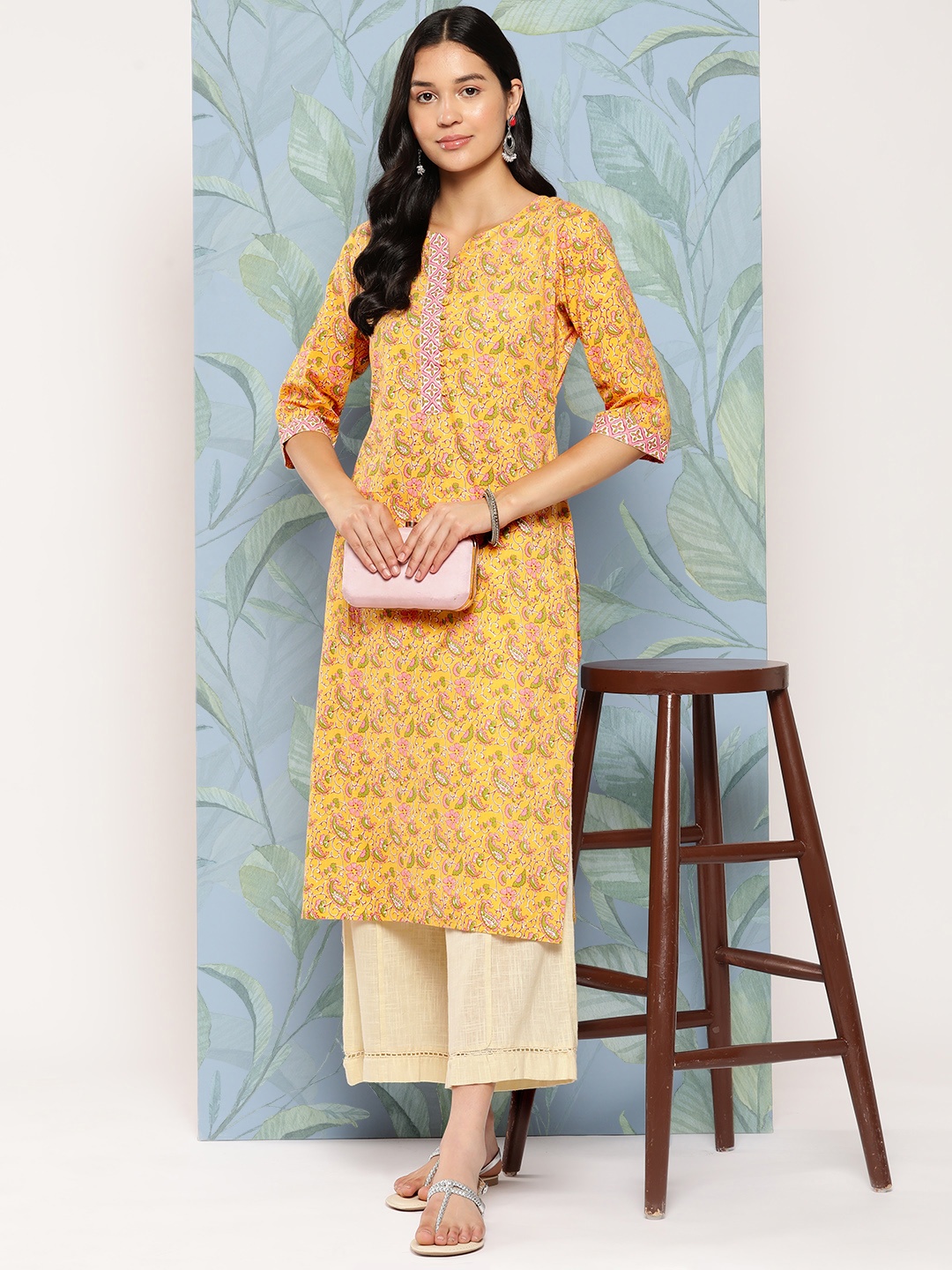 

Libas Women Floral Motifs Printed Kurta, Yellow
