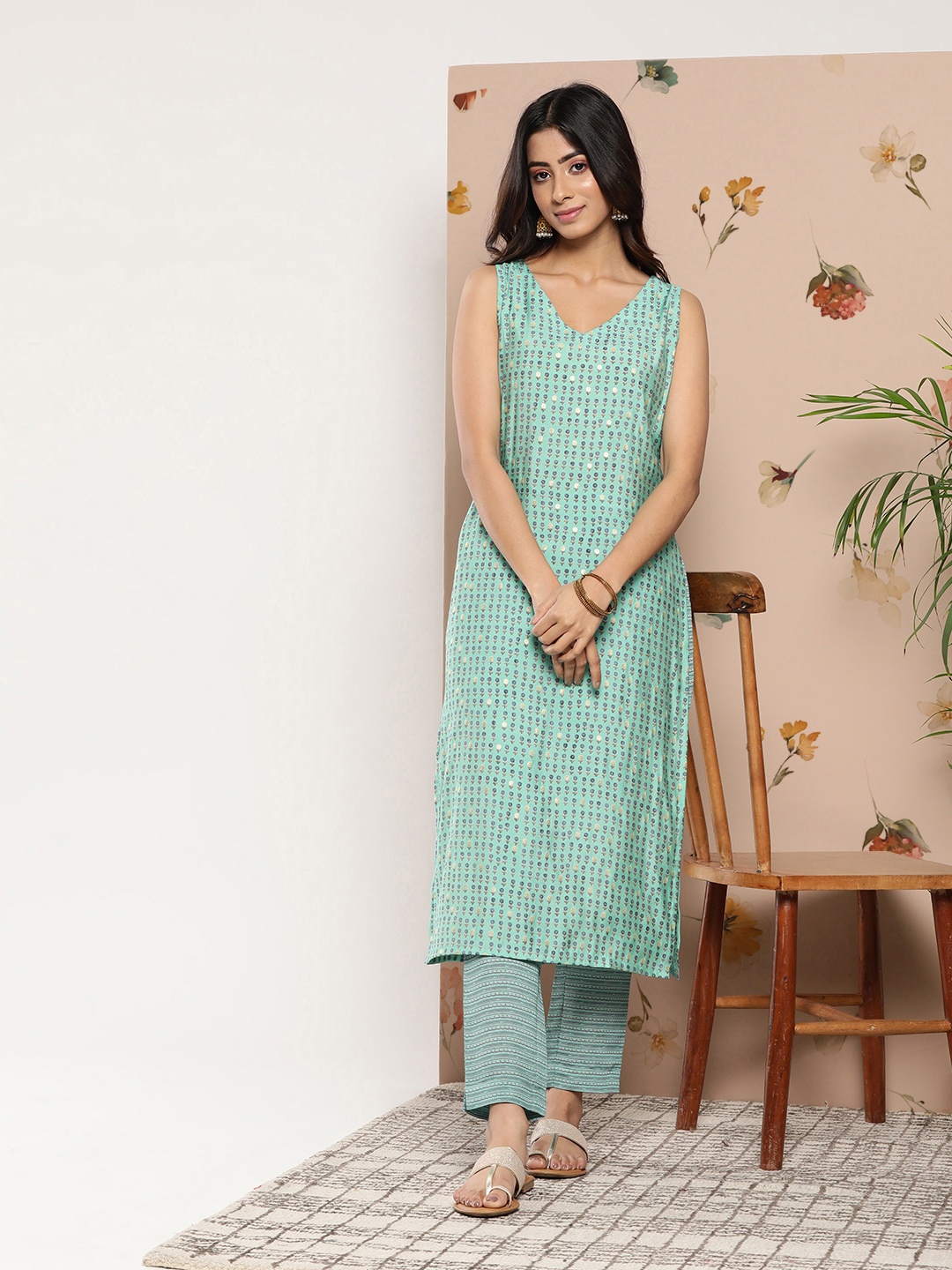 

Libas Women Floral Motifs Printed Kurta, Blue