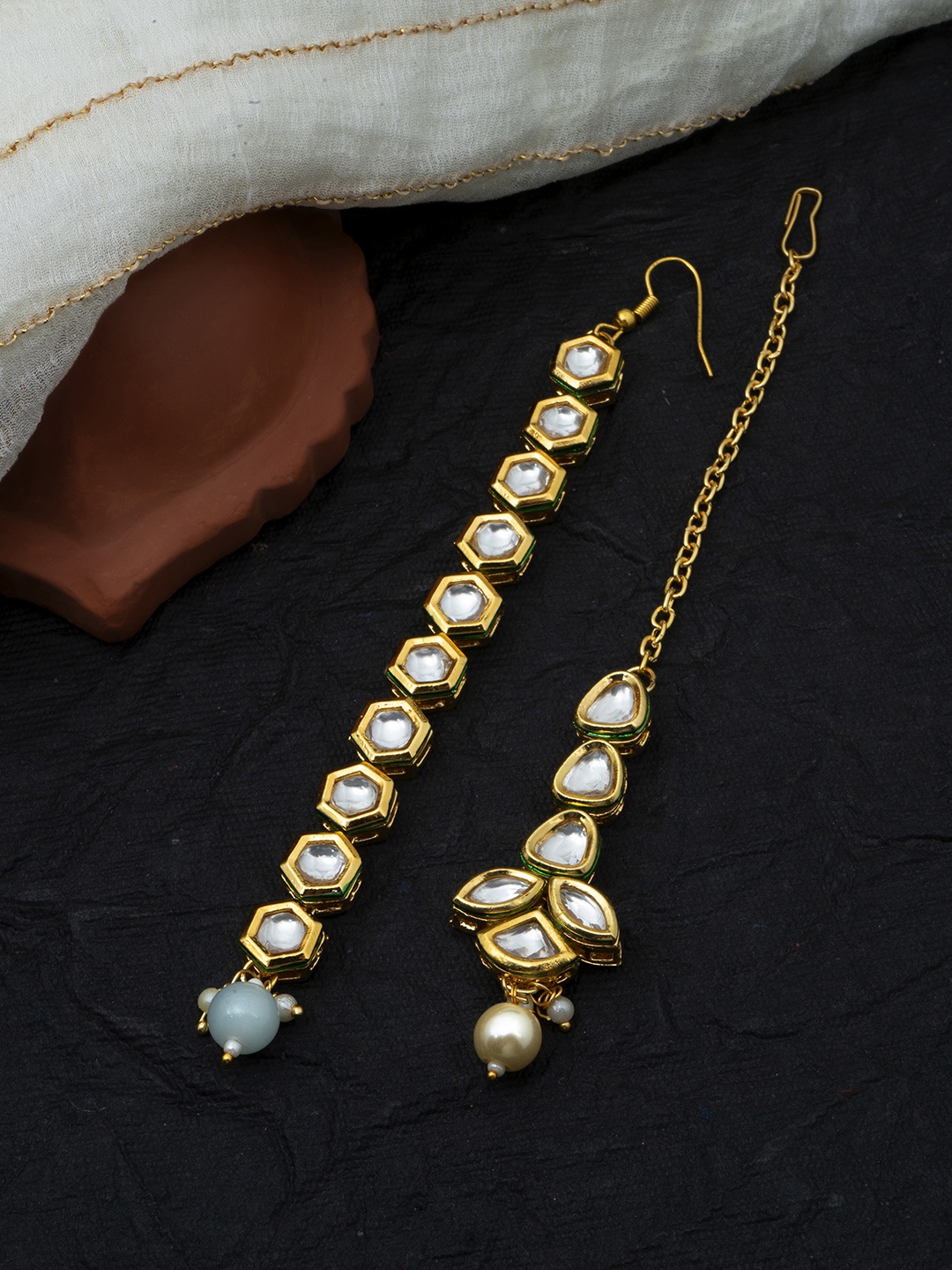

Yellow Chimes Set Of 2 Gold-Plated Kundan Studded & Pearl Beaded Maangtikka