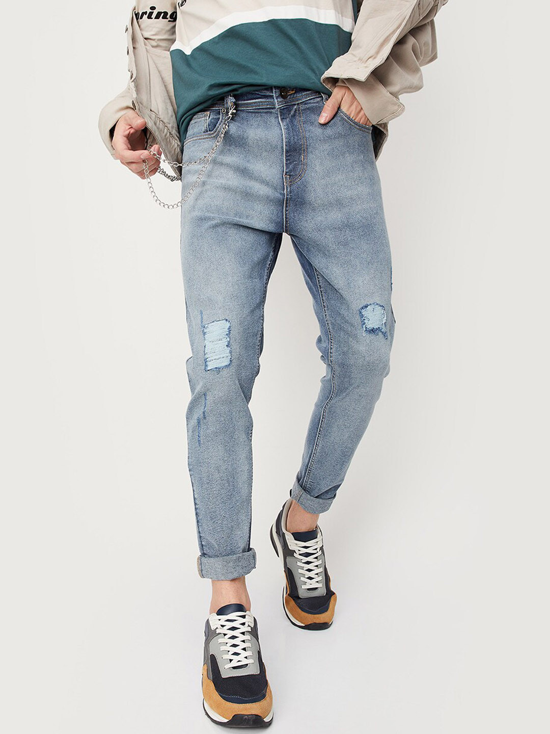 

max Men Highly Distressed Heavy Fade Jeans, Blue