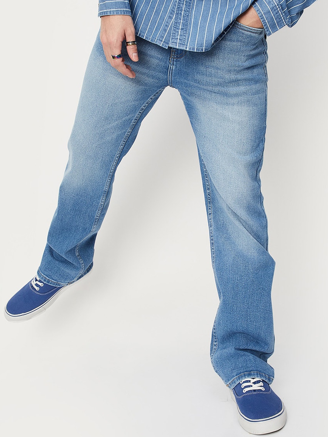 

max Men Mid Rise Heavy Fade Jeans, Blue