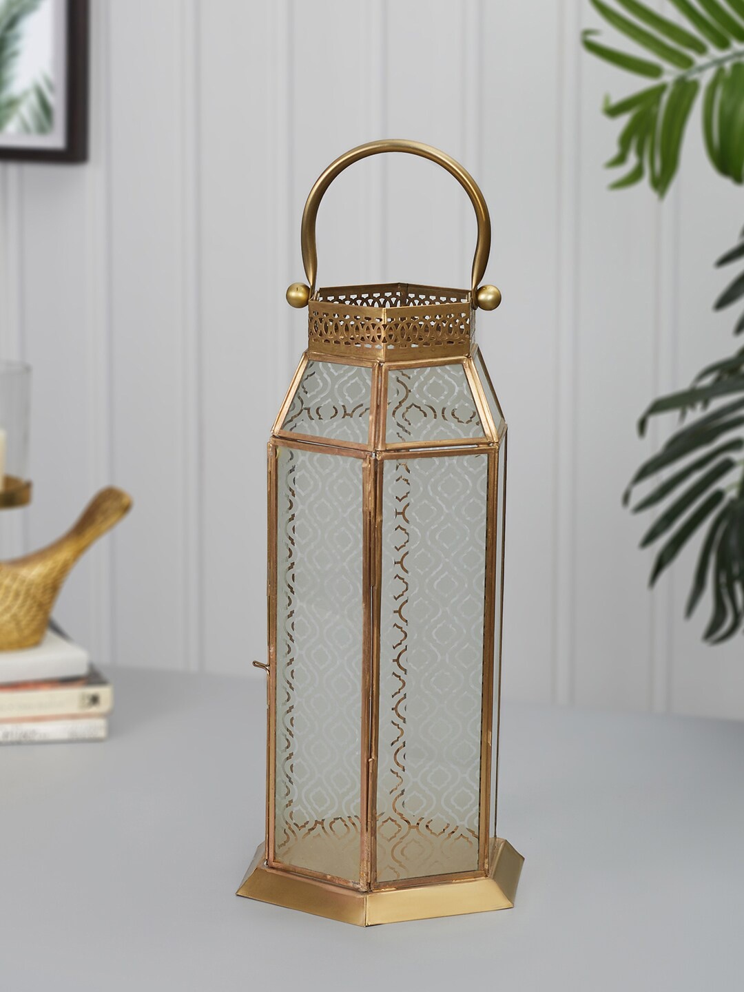 

HomeTown Glass Hexagon Lantern, Gold