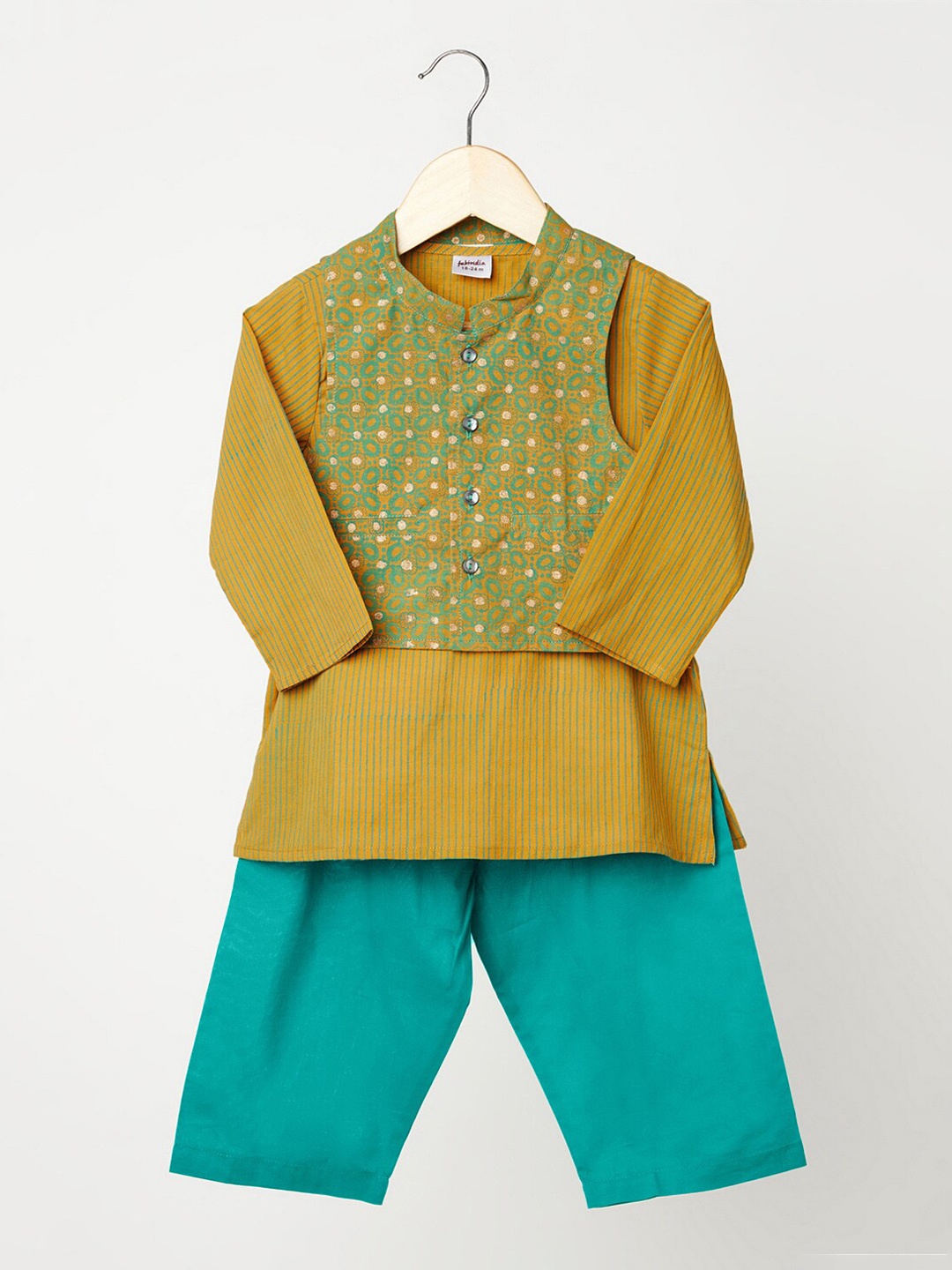 

Fabindia Boys Ethnic Motifs Printed Pure Cotton Kurta with Pyjamas With Nehru Jacket, Yellow