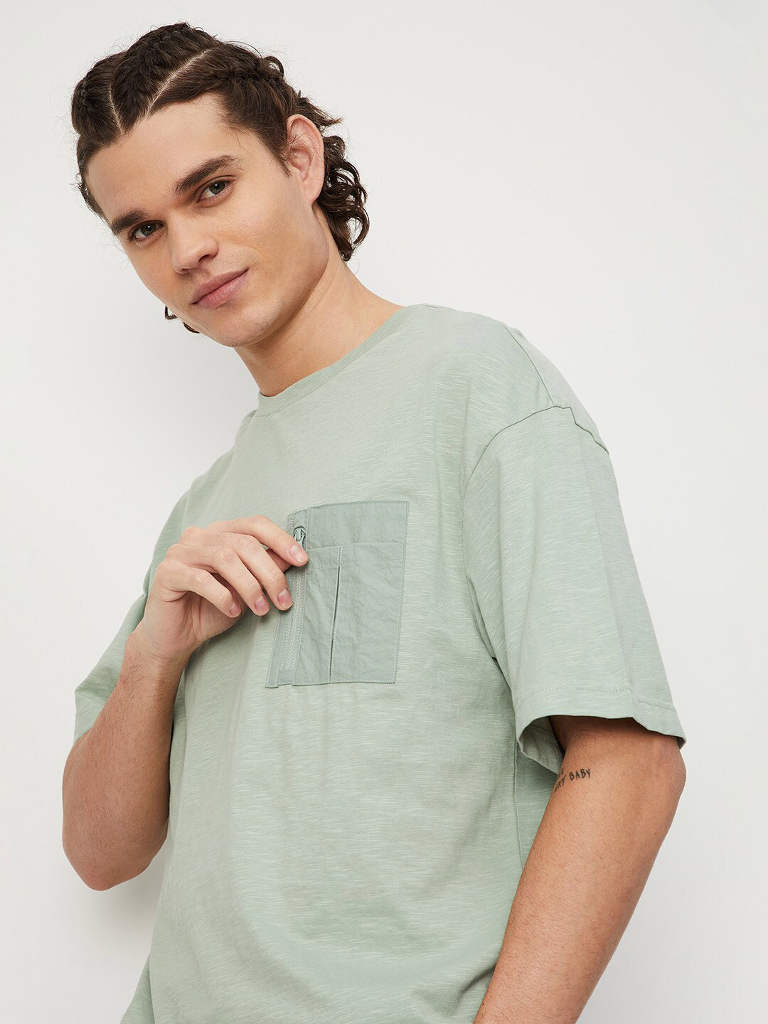 

max Men Round Neck Cotton Oversized T-shirt, Green