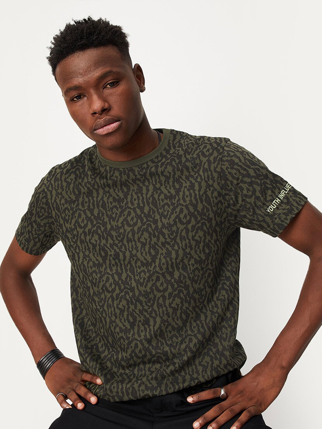 

max Men Animal Printed Pure Cotton T-shirt, Green