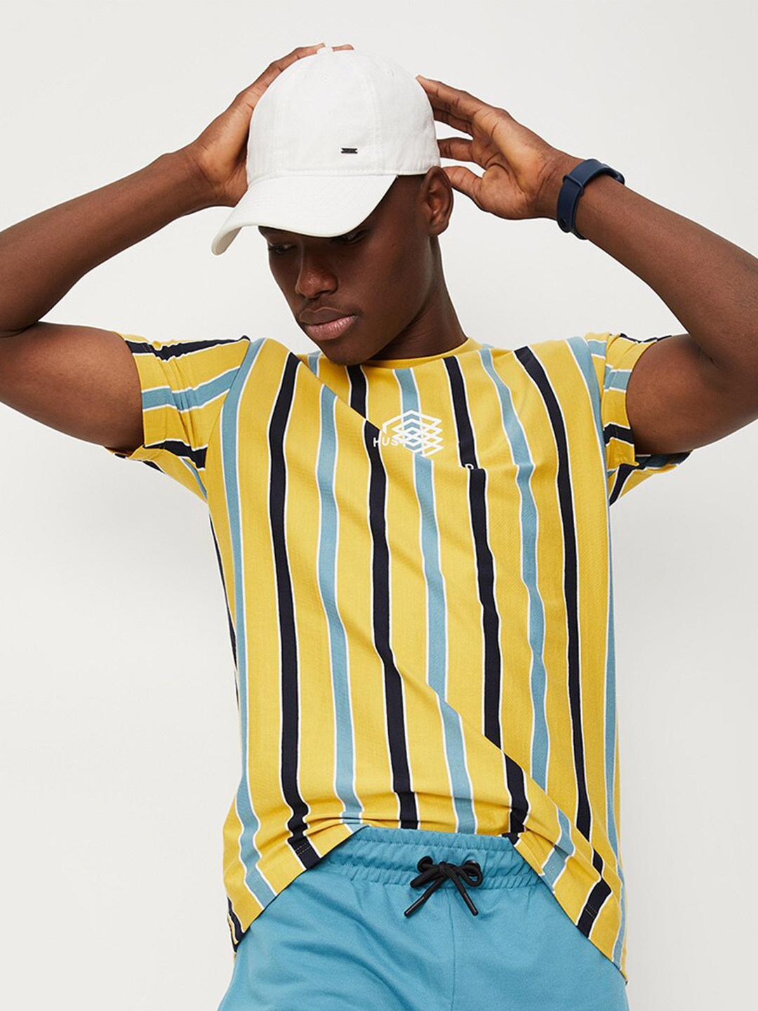 

max Men Striped Round Neck T-shirt, Yellow