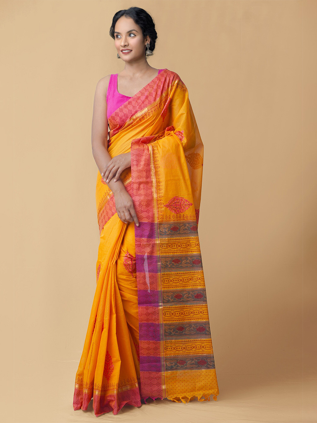 

Unnati Silks Ethnic Motifs Pure Cotton Mangalagiri Saree, Orange