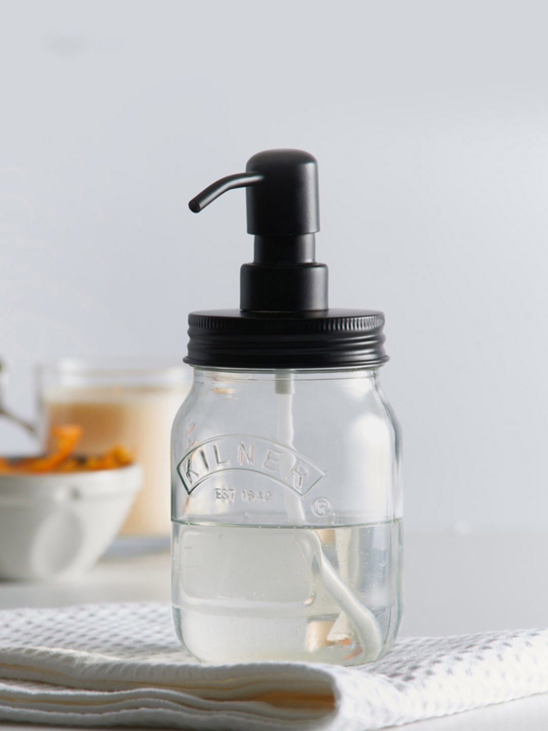 

KILNER Transparent Brand Logo Detail Glass Soap Dispenser