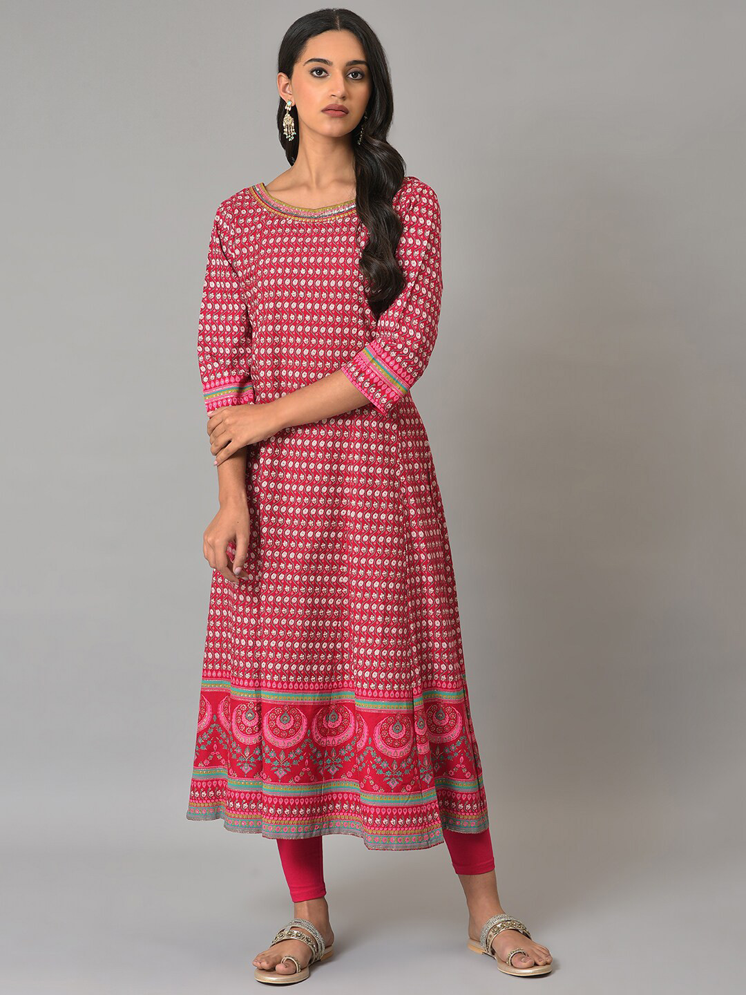 

W Festive Floral Print Rayon Kurta With Tight, Fuchsia