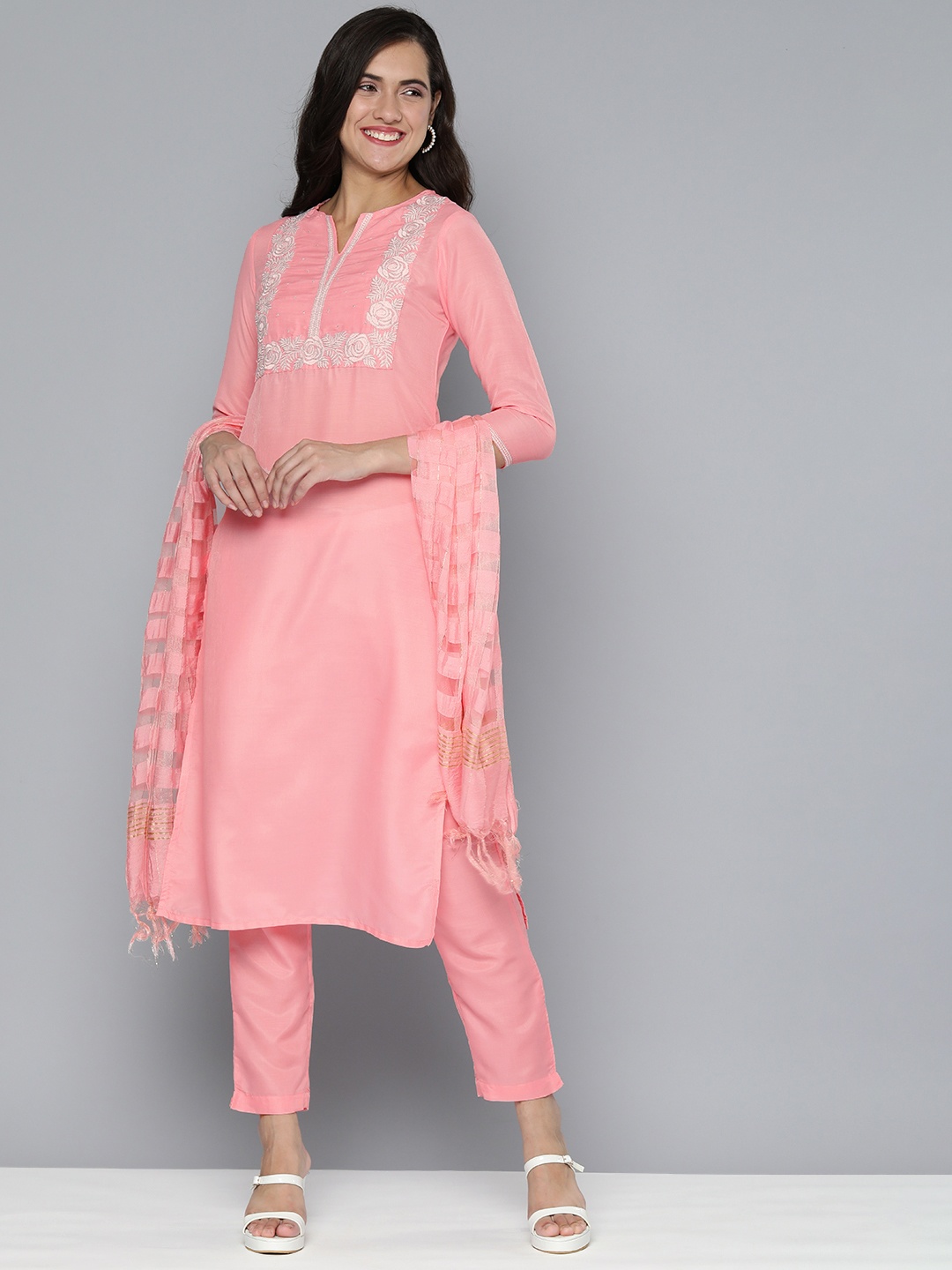 

HERE&NOW Ethnic Motifs Embroidered Thread Work Kurta With Trousers & With Dupatta, Pink