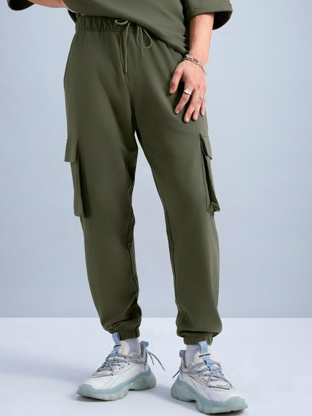 

Bewakoof Plus Men Plus Size Oversized Relaxed Fit Cotton Joggers, Green