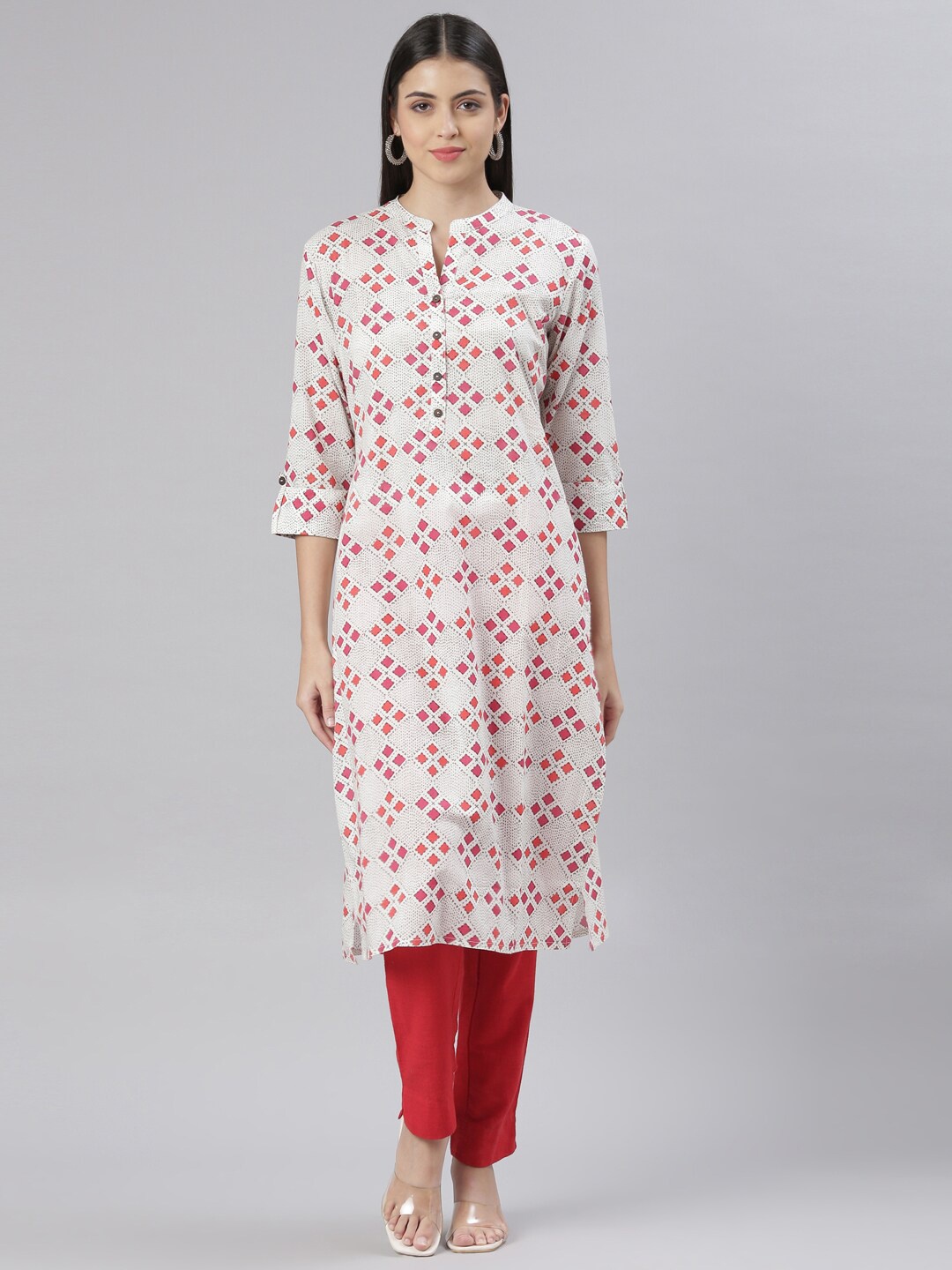 

The Chennai Silks Women Geometric Printed Pure Cotton Kurta, Off white