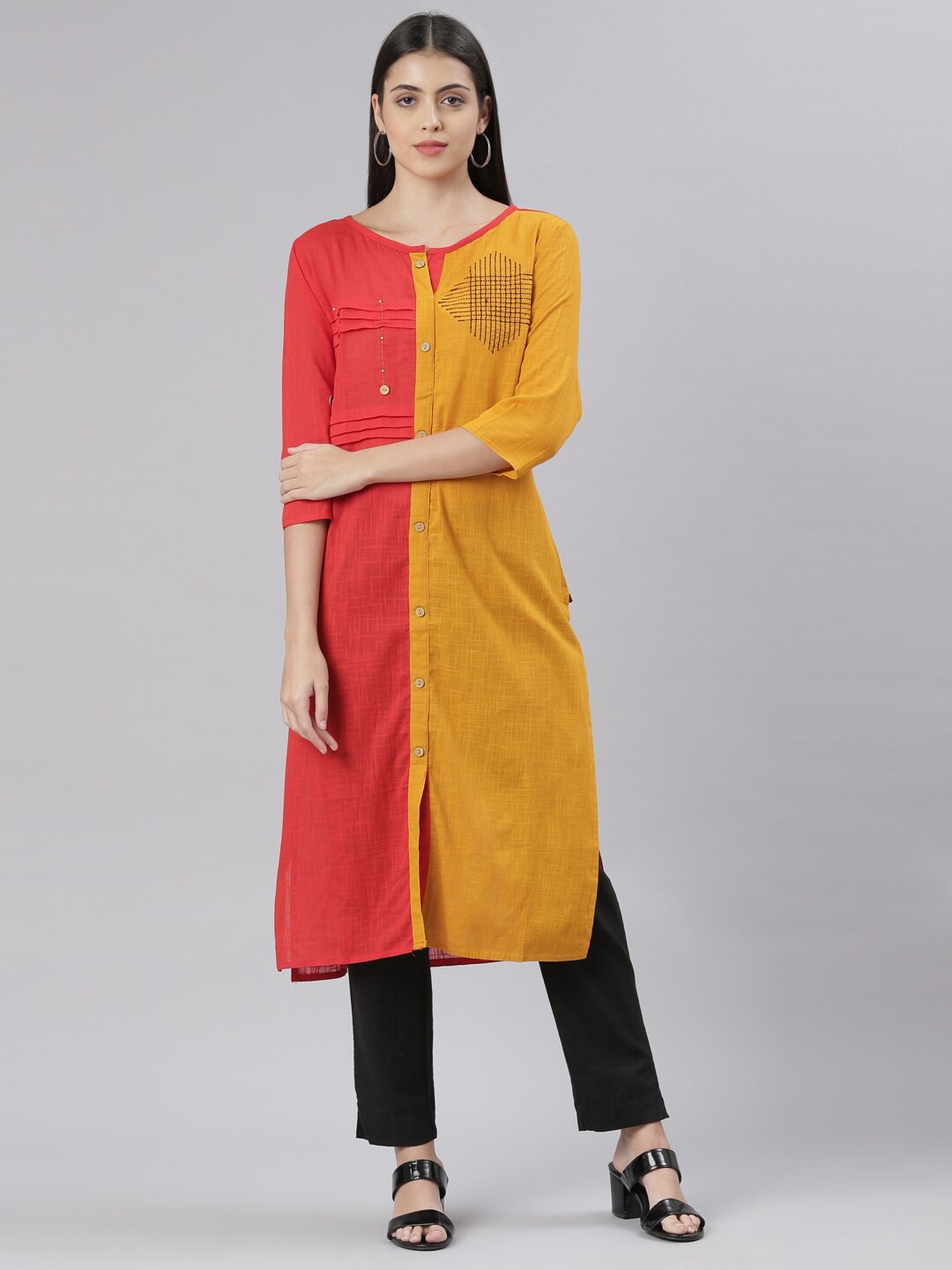 

The Chennai Silks Women Colourblocked Thread Work Pure Cotton Kurta, Mustard