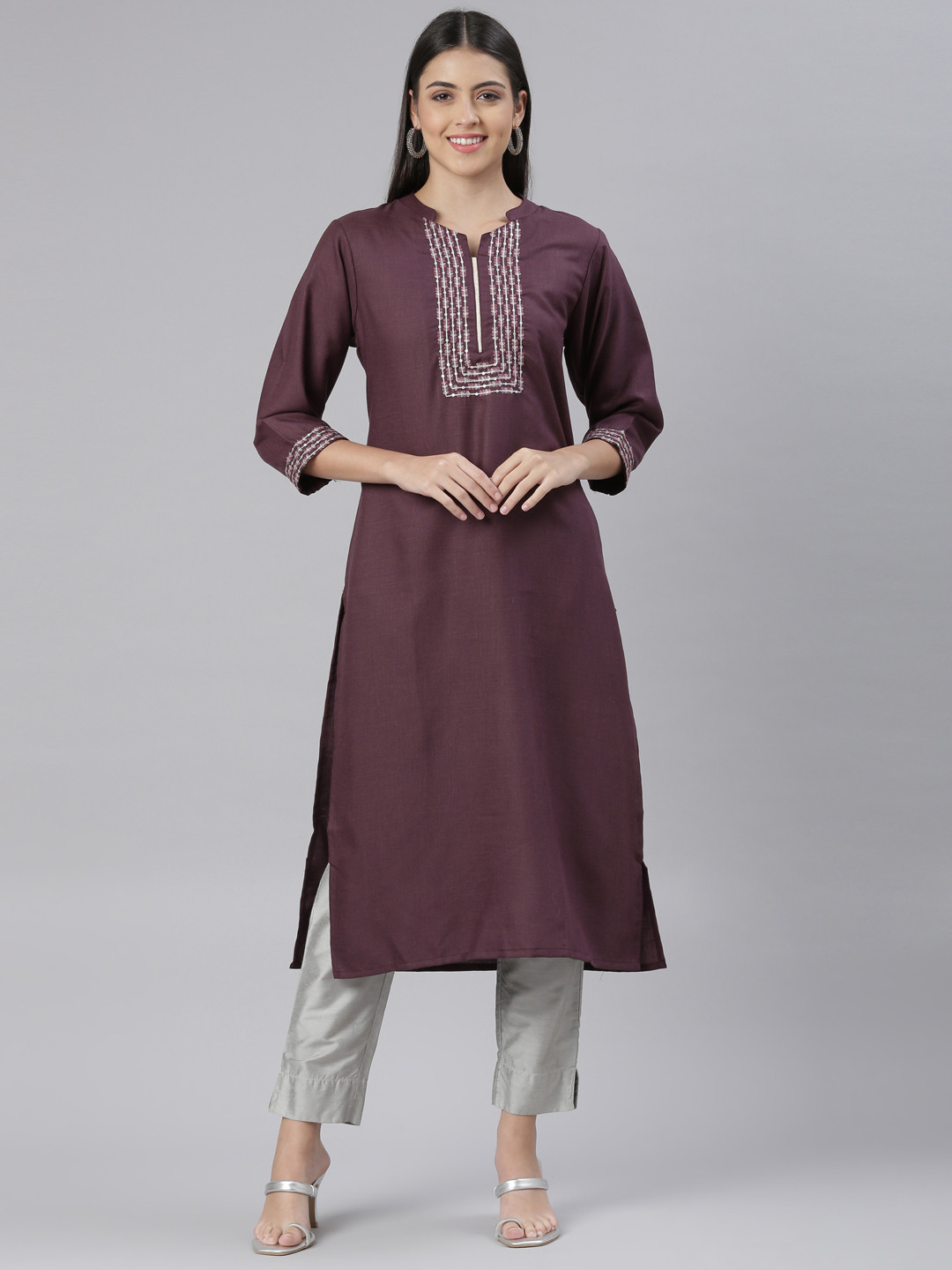 

The Chennai Silks Ethnic Motifs Embroidered Cotton Kurta, Purple