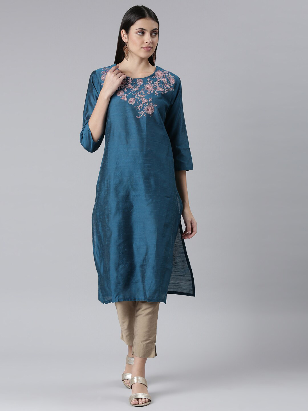

The Chennai Silks Women Design Thread Work Kurta, Teal