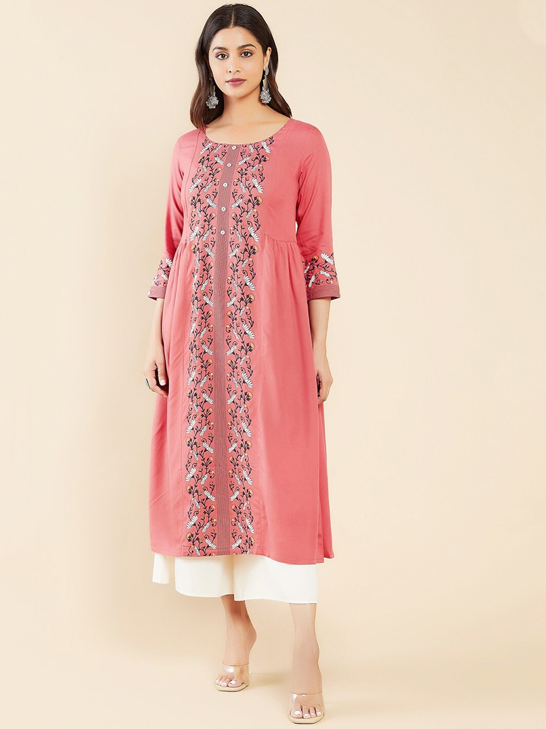 

Maybell Women Floral Printed Kurta, Peach