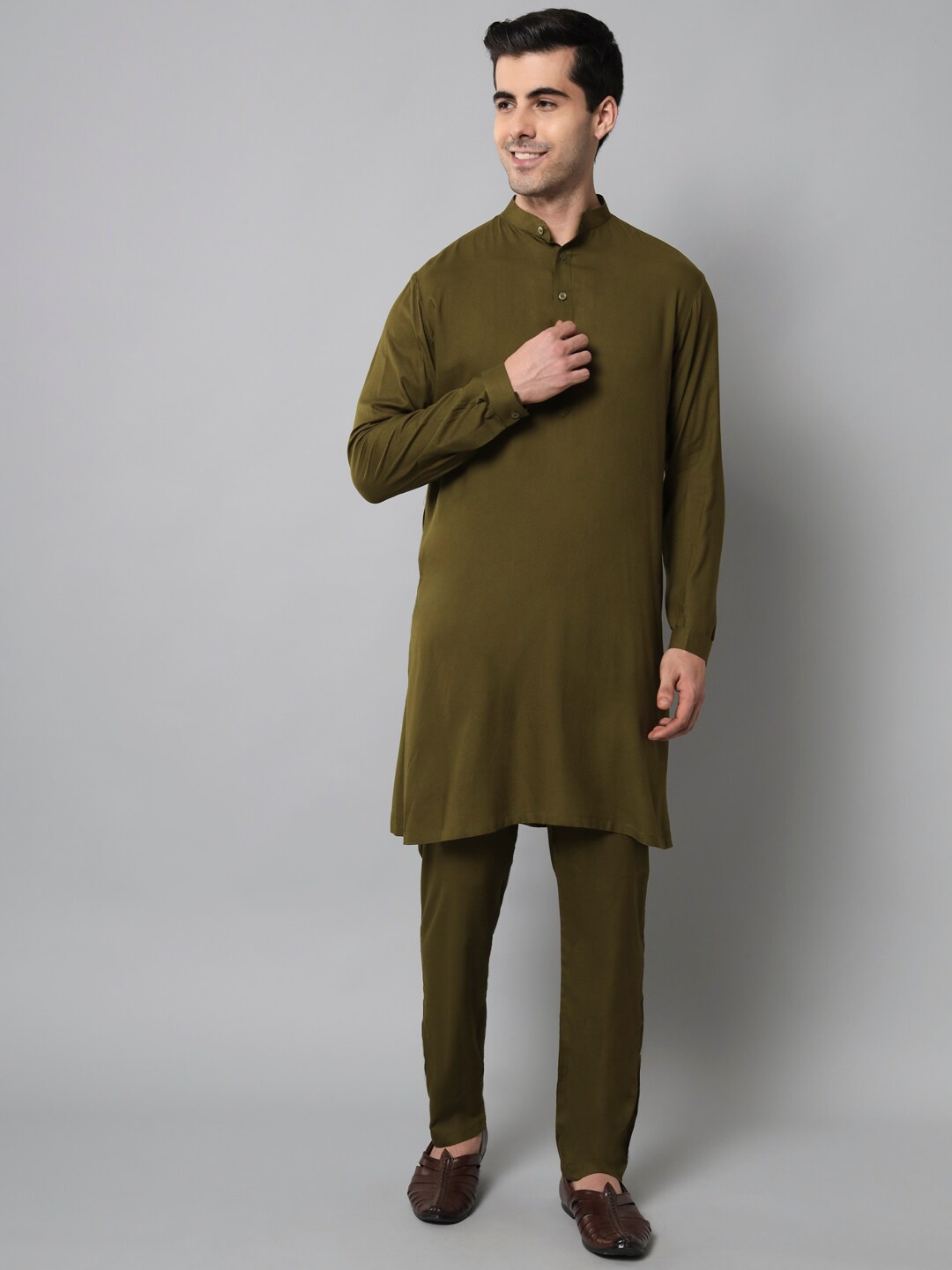 

MAXENCE Men Mandarin Collar Pure Cotton Kurta with Pyjamas, Green