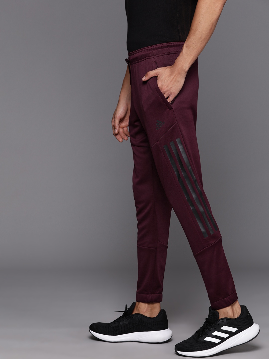 

ADIDAS Men Striped IN SMU PT WTR Slim Fit Joggers, Maroon