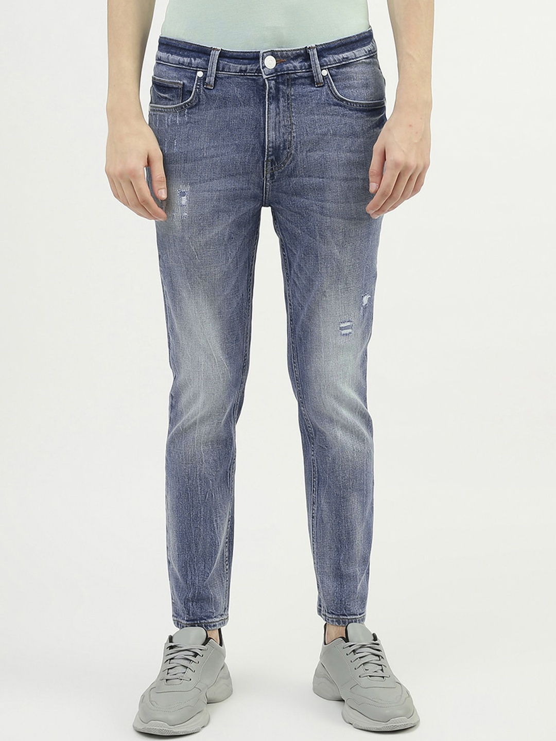 

United Colors of Benetton Men Cotton Low Distress Heavy Fade Jeans, Blue