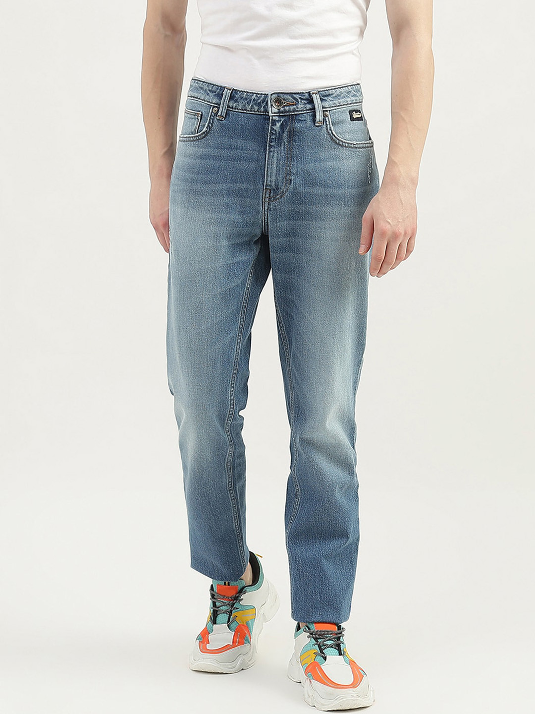 

United Colors of Benetton Men Cotton Low Distress Heavy Fade Jeans, Blue