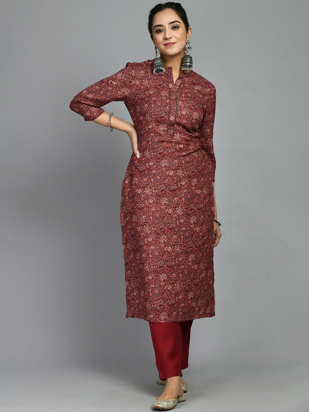 

MEESAN Floral Printed Mandarin Collar Woolen Kurta with Trousers, Maroon
