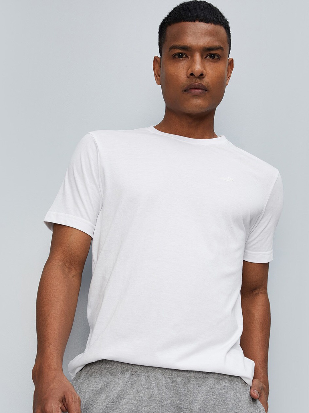

max Men Solid Round Neck Lounge Cotton T-shirt, White