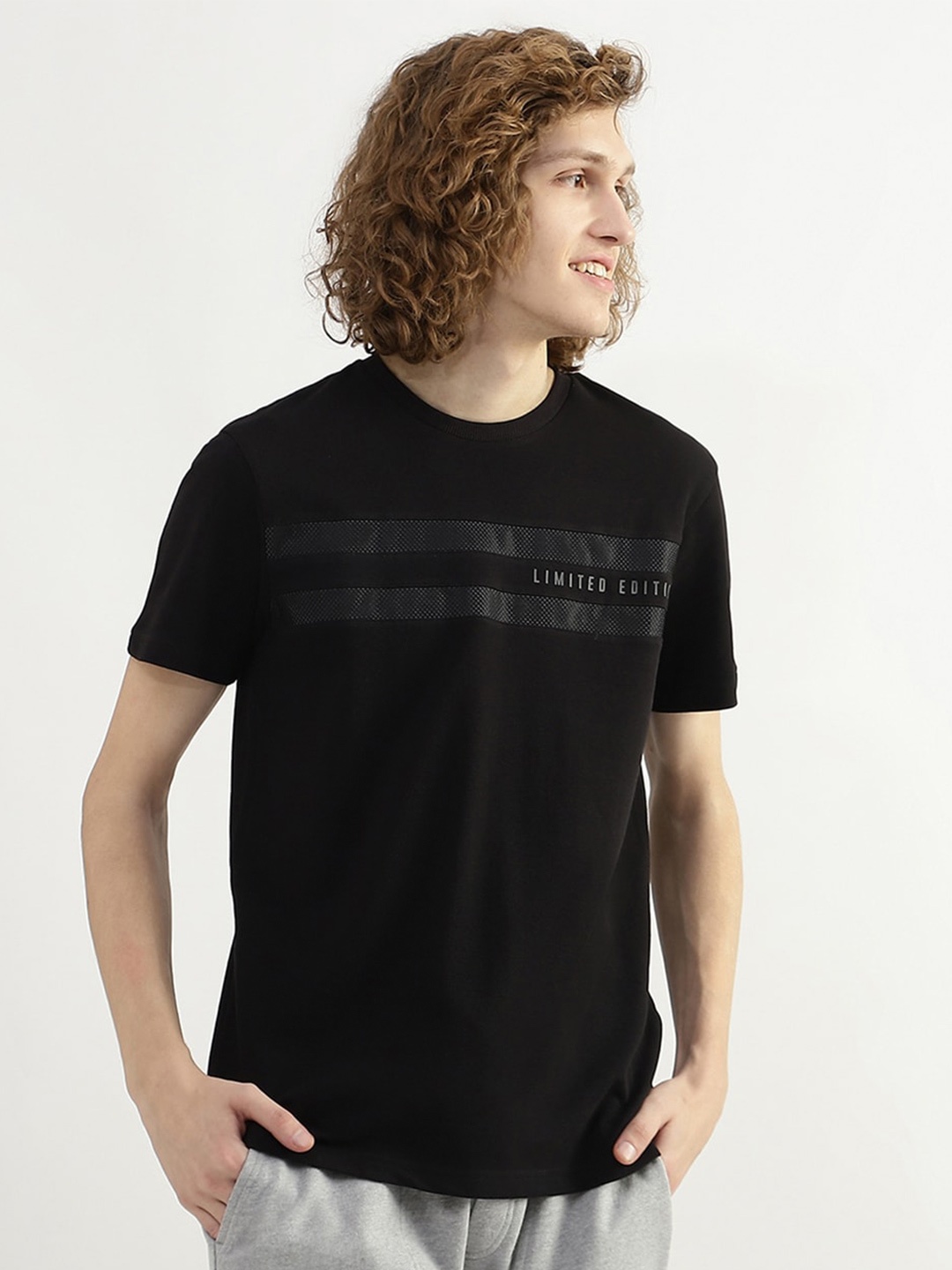 

United Colors of Benetton Men Round Neck Cotton T-shirt, Black