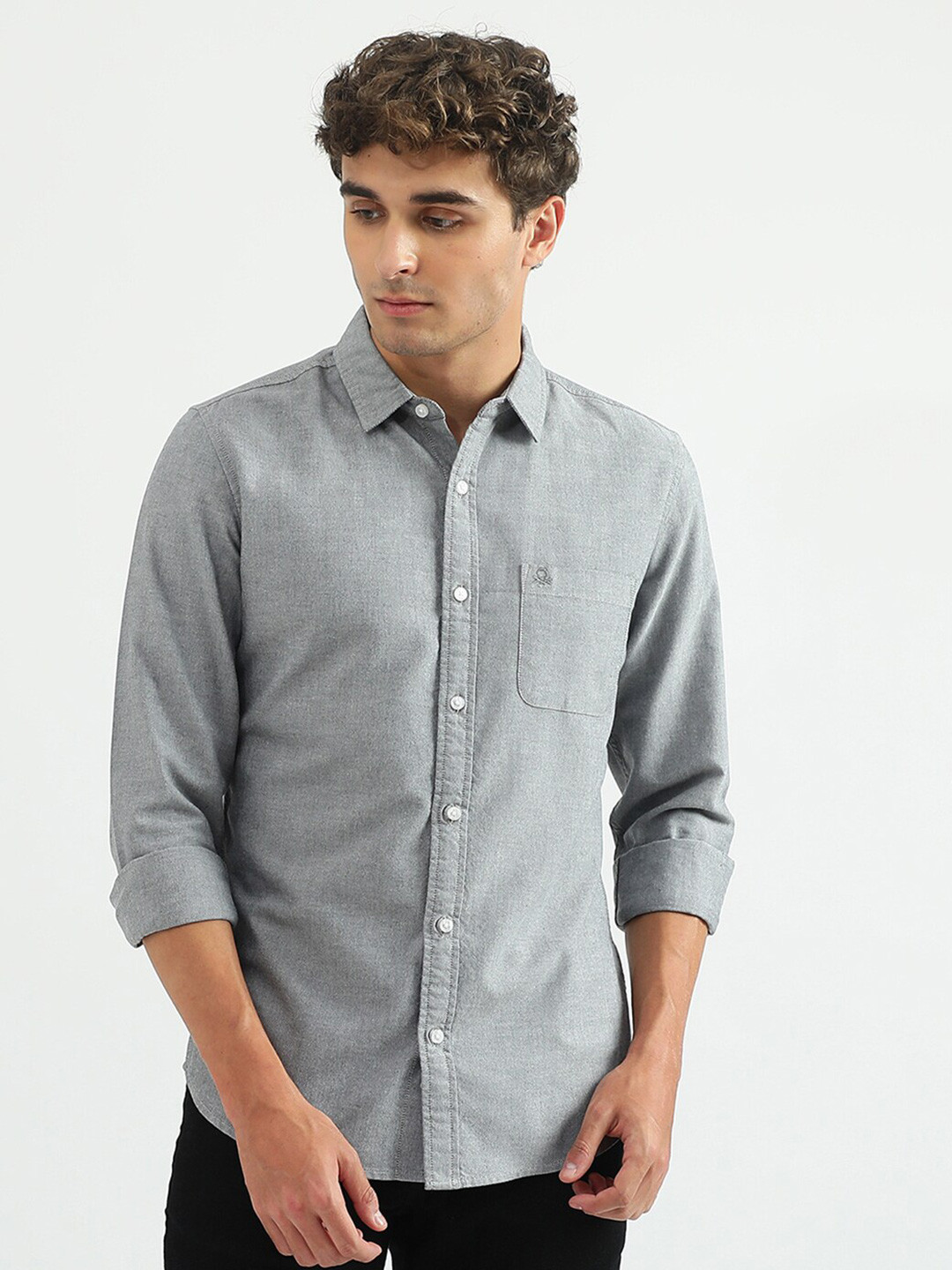 

United Colors of Benetton Men Slim Fit Casual Shirt, Grey
