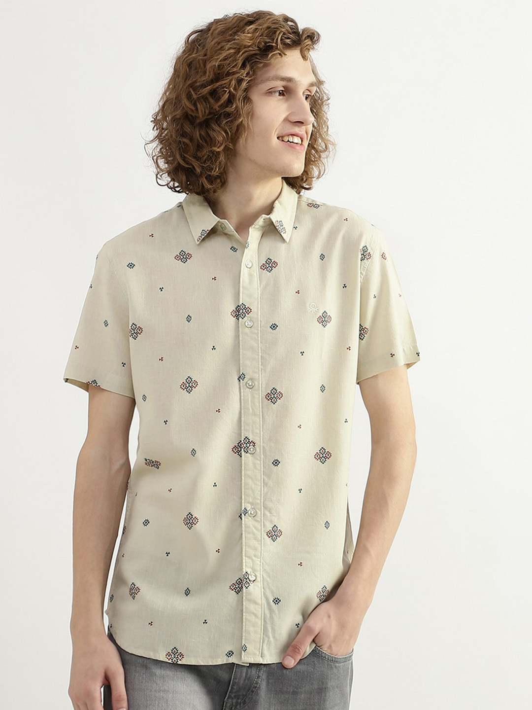 

United Colors of Benetton Men Printed Casual Shirt, Beige