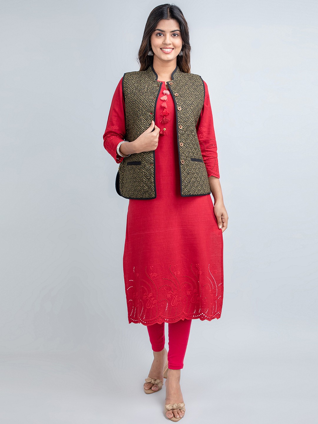 

fabGLOBAL Women Cotton Geometric Lightweight Crop Tailored Jacket, Green