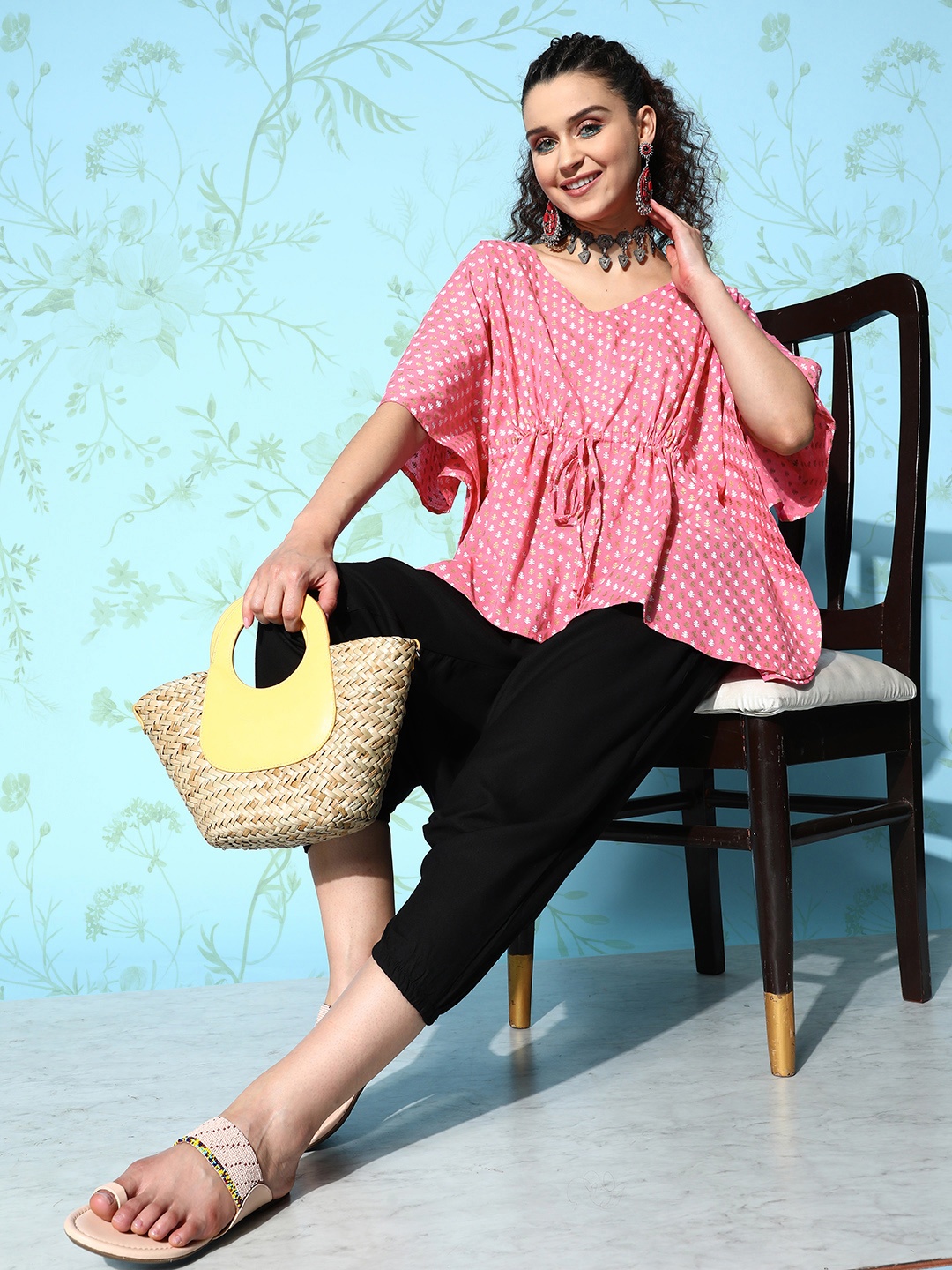 

InWeave Woman Printed Kaftan Top & Harem Co-Ord Set, Pink