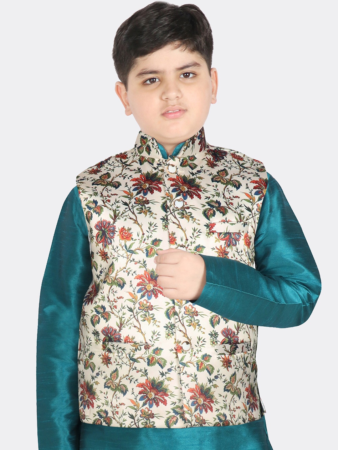 

SG YUVRAJ Boys Printed Satin Nehru Jacket, Cream