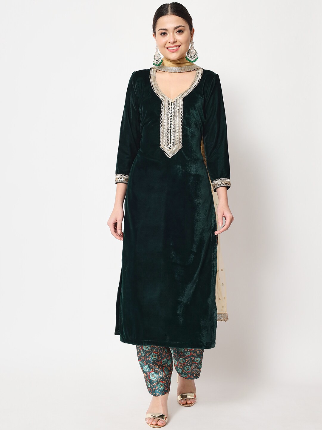 

anokherang Women Green Sequinned Velvet Kurta with Salwar & With Dupatta