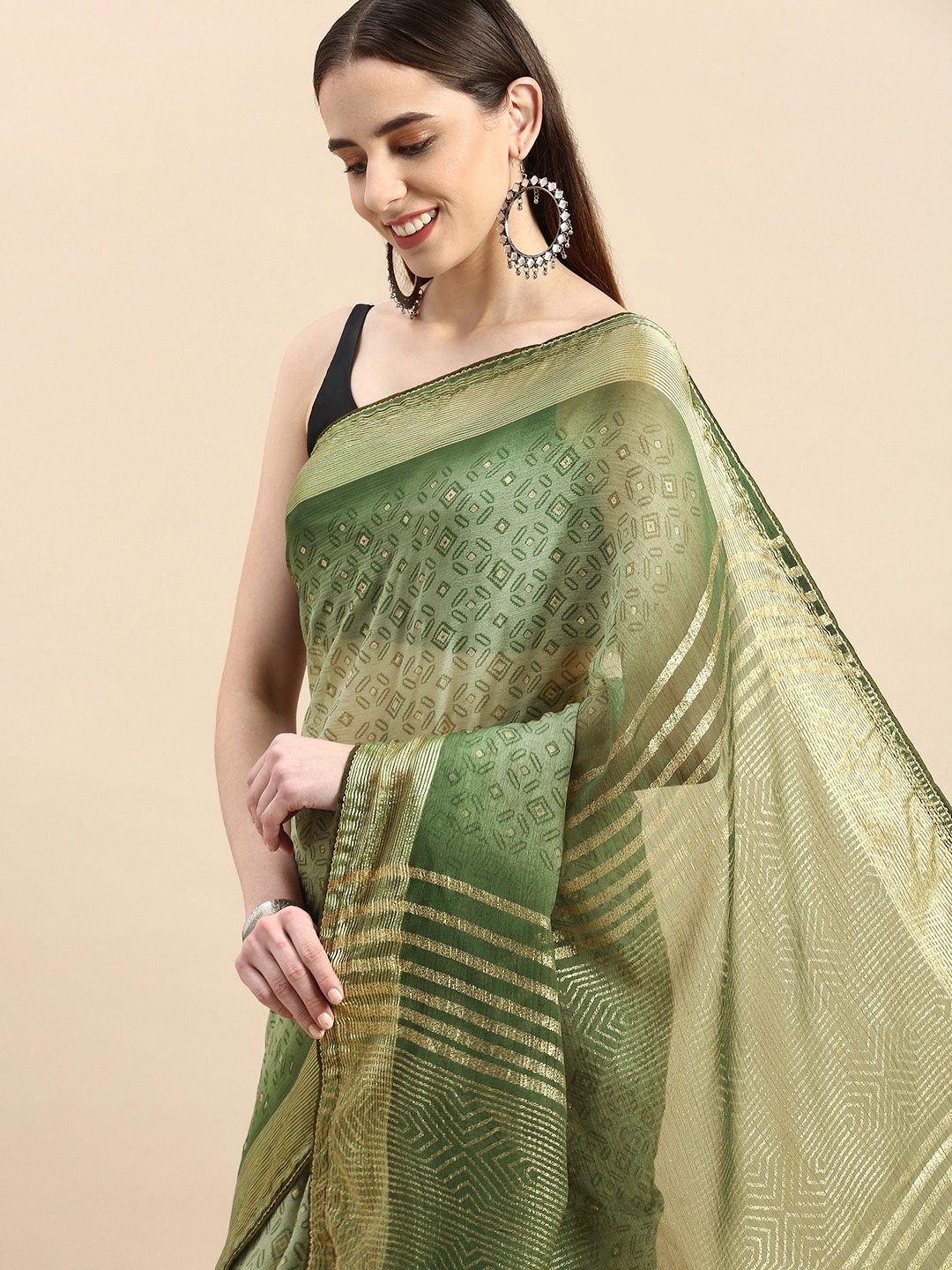 

Triveni Geometric Print Zari Saree, Green