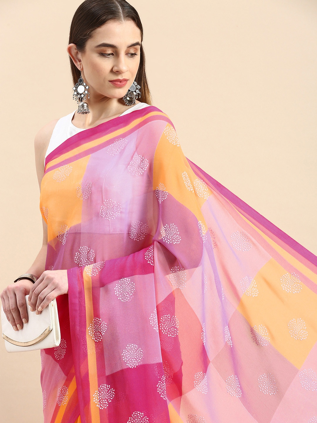 

Triveni Embellished Beads & Stones Saree, Pink