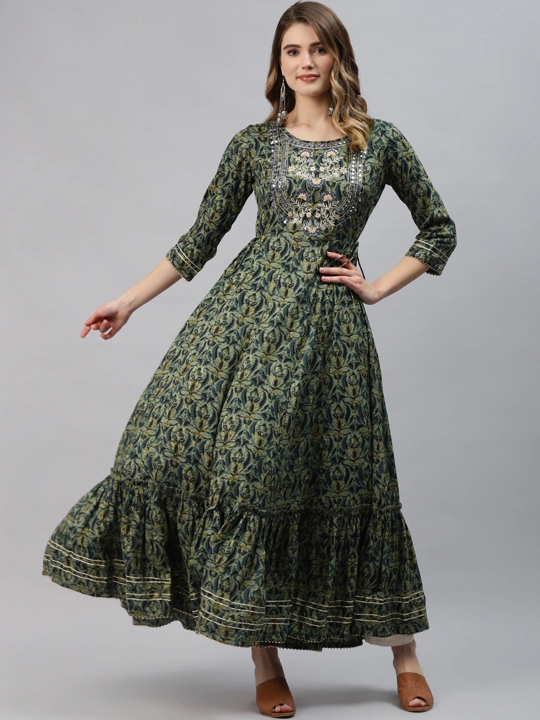 

Divena Women Plus Size Ethnic Motifs Printed Thread Work Indie Prints Anarkali Kurta, Green