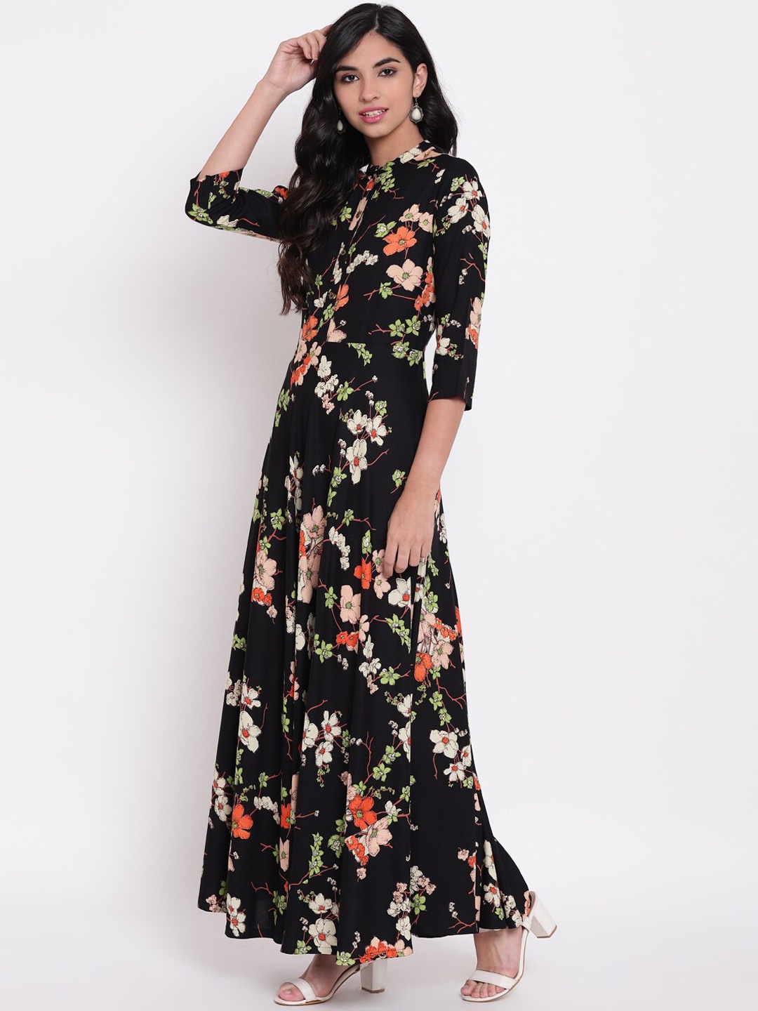 

Divena Women Floral Printed Maxi Ethnic Dress, Black