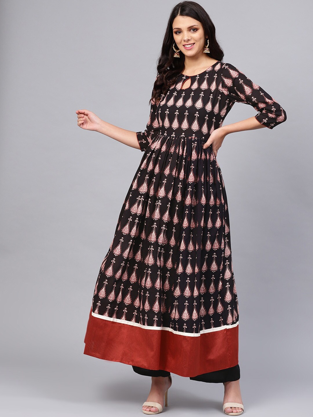 

Divena Women Ethnic Motifs Printed Keyhole Neck Pure Cotton Anarkali Kurta, Black