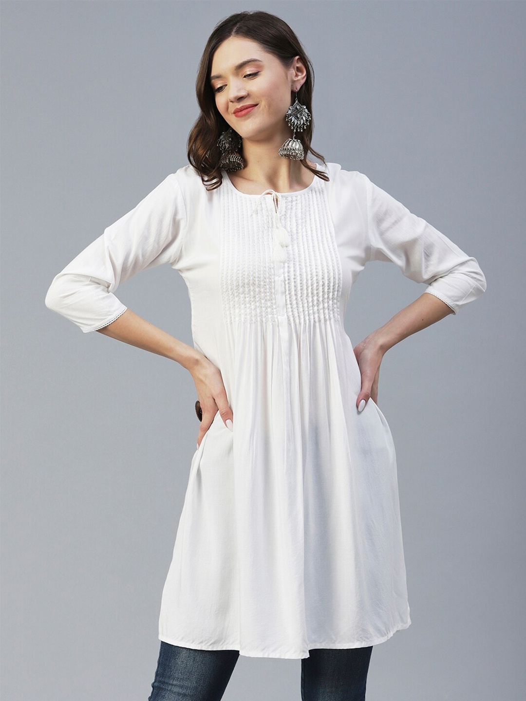

FASHOR Women Geometric Embroidered Yoke Design Kurti, White