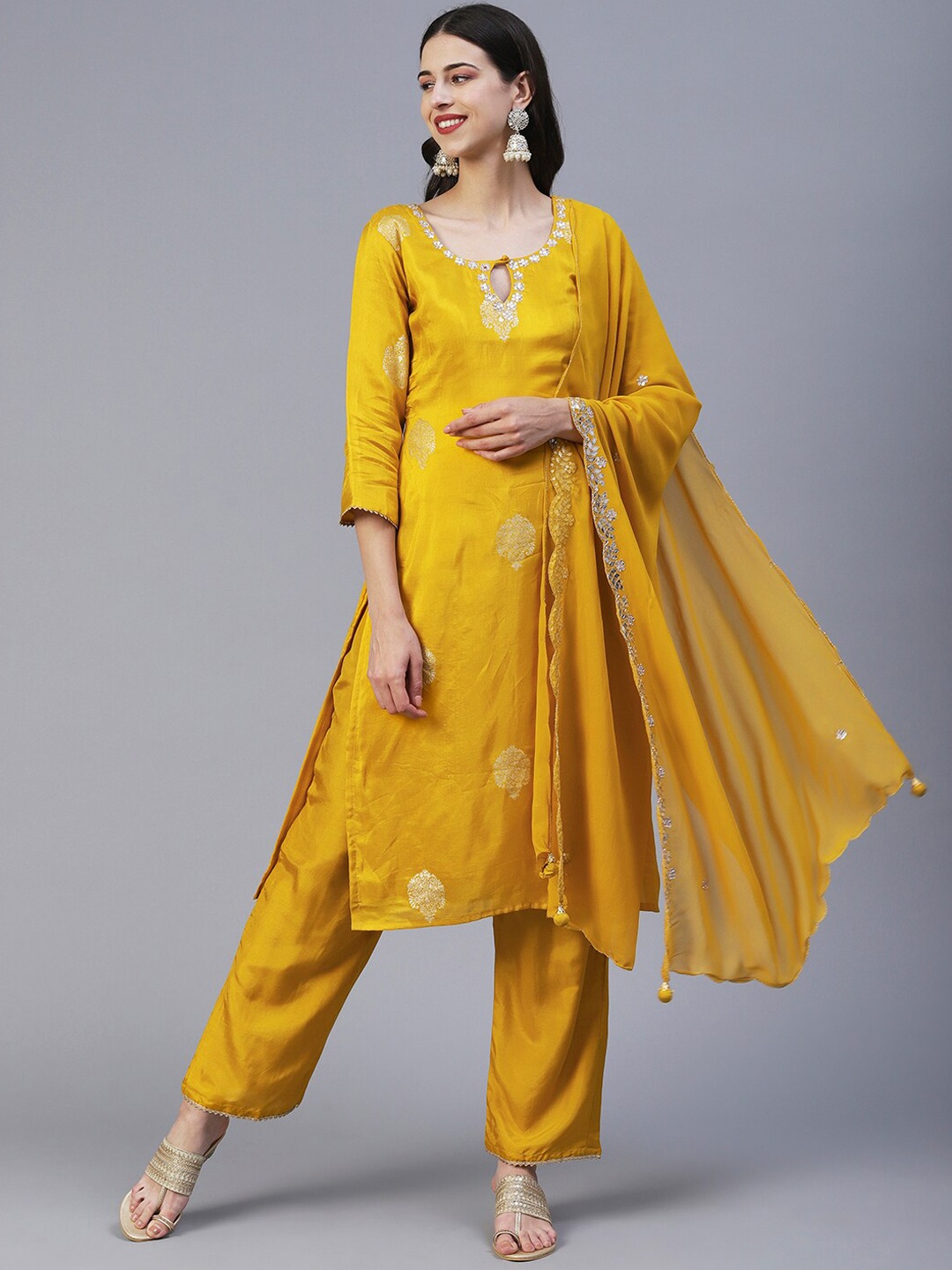 

FASHOR Women Ethnic Motifs Kurta with Trousers & With Dupatta, Yellow